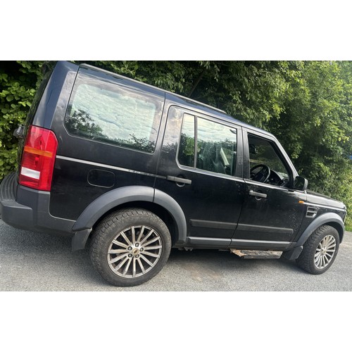 102 - LAND ROVER DISCOVERY 3 HSE 2006 - REGISTRATION NUMBER - LY55 SVA 

 2700c
BLACK
DIESEL
AUTOMATIC
7-S... 