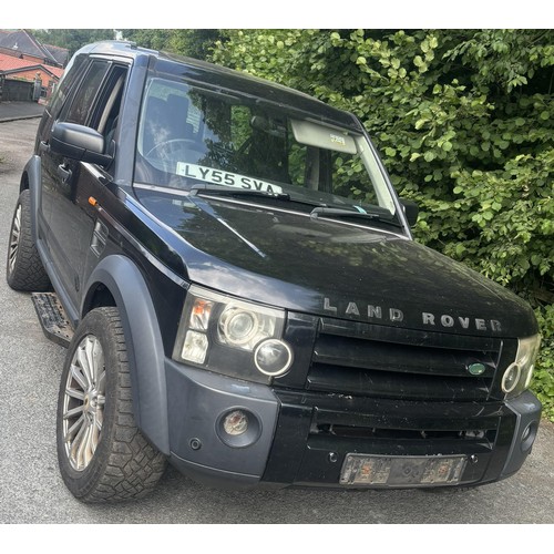 102 - LAND ROVER DISCOVERY 3 HSE 2006 - REGISTRATION NUMBER - LY55 SVA 

 2700c
BLACK
DIESEL
AUTOMATIC
7-S... 