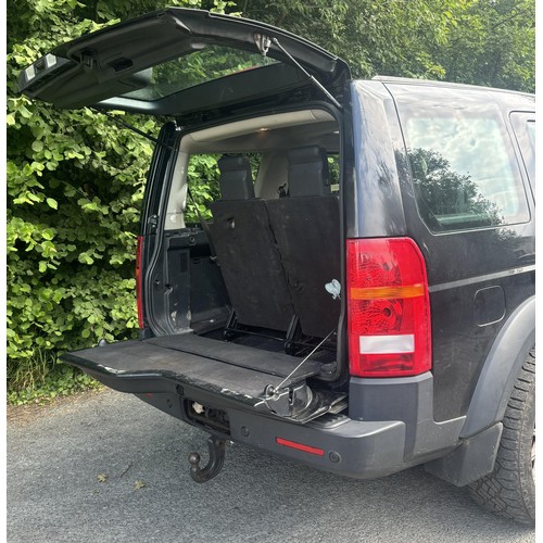 102 - LAND ROVER DISCOVERY 3 HSE 2006 - REGISTRATION NUMBER - LY55 SVA 

 2700c
BLACK
DIESEL
AUTOMATIC
7-S... 