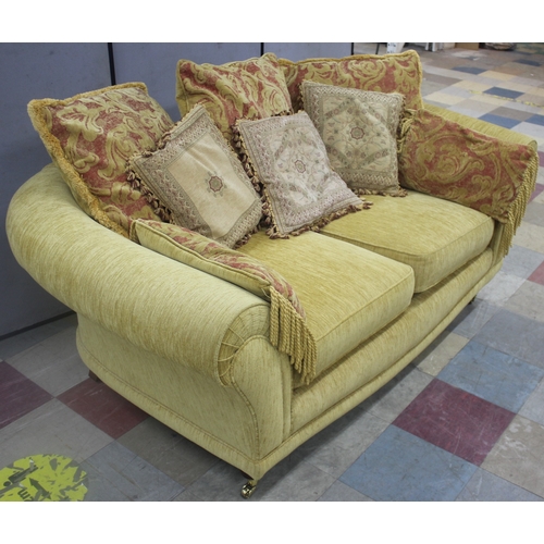 18 - 2-SEATER SOFA WITH LOOSE CUSHIONS