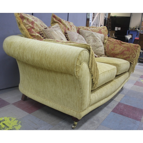 18 - 2-SEATER SOFA WITH LOOSE CUSHIONS