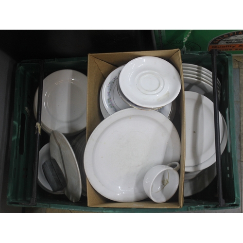 86 - LARGE QUANTITY OF CATERING WHITE CHINA