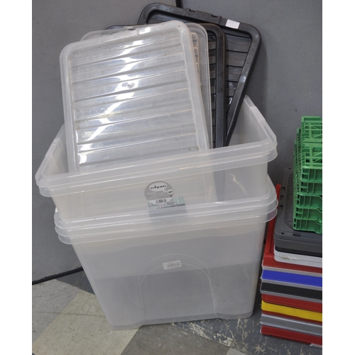 90 - QUANTITY OF STORAGE BOXES