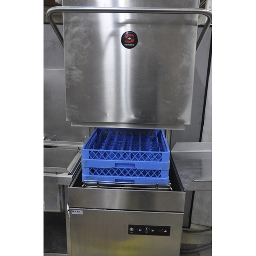 114 - SAMMIC PASS THROUGH DISHWASHER WITH SINK AND DRAINING TABLE (3 PHASE)