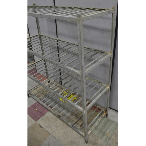 164 - 4-TIER BAKER'S RACK