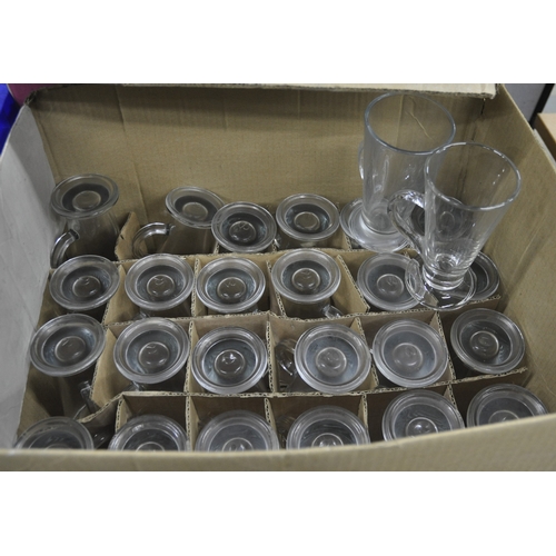 174 - MISCELLANEOUS GLASSWARE