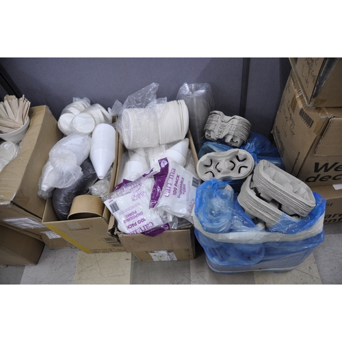 175 - QUANTITY OF DISPOSABLE PLATES, CONES, CUPS, LIDS, ETC