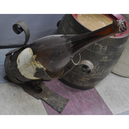 176 - EARTHENWARE JAR, SHERRY BARRELS AND GLASS BOTTLE IN STAND