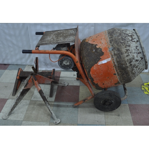 1 - ELECTRIC (240V) CEMENT MIXER WITH STAND IN WORKING ORDER