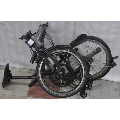 17 - BROMPTON FOLDING BIKE (B9)