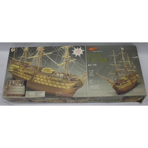 31 - 2 MODEL BOAT KITS - CALDER CRAFT THE MARY ROSE AND MANTUA MODELS HMS VICTORY.  PLEASE SEE PHOTOS OR ... 