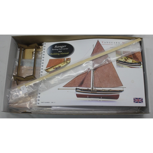 33 - 4 MODEL BOAT KITS - VANGUARD MODELS RANGER, RANART RC MOTOR BOAT OF VENICE, PANART HMS VICTORY SLOOP... 