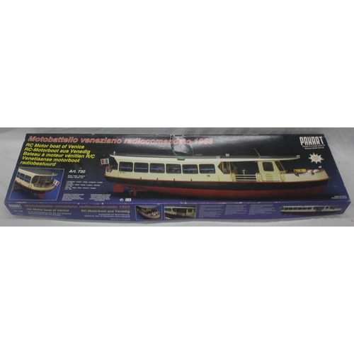 33 - 4 MODEL BOAT KITS - VANGUARD MODELS RANGER, RANART RC MOTOR BOAT OF VENICE, PANART HMS VICTORY SLOOP... 