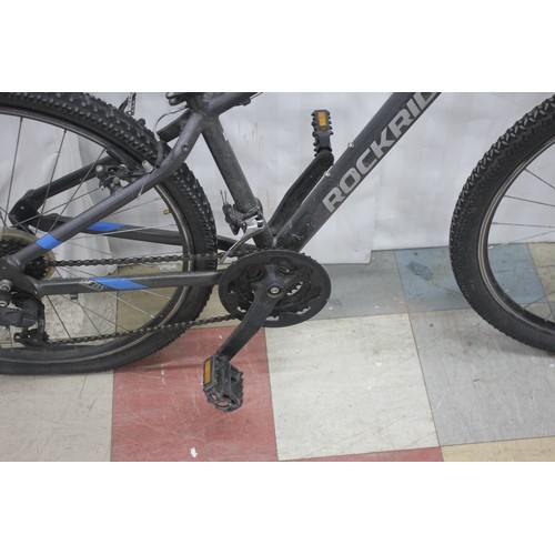 46 - ROCKRIDER ST100 SPORT TRAIL 21 SPEED 15