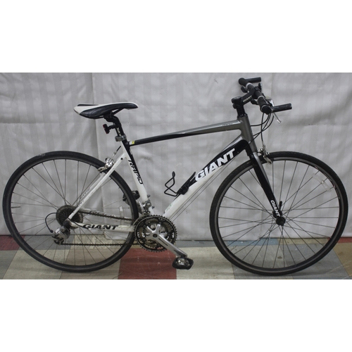 52 - GIANT RAPID 24 SPEED MOUNTAIN BIKE - 6000 SERIES WITH BUTTED TUBING 20