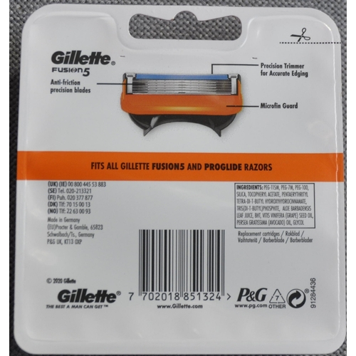 144 - 8 PACKS OF 8 GILETTE FUSION 5 RAZOR HEADS (A116)