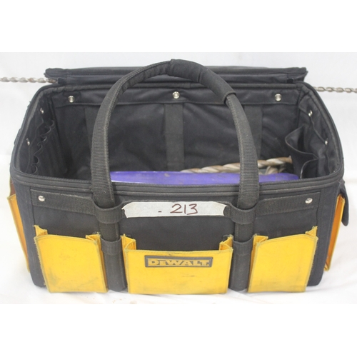 260 - DEWALT TOOL BAG CONTAINING VARIOUS DRILL BITS