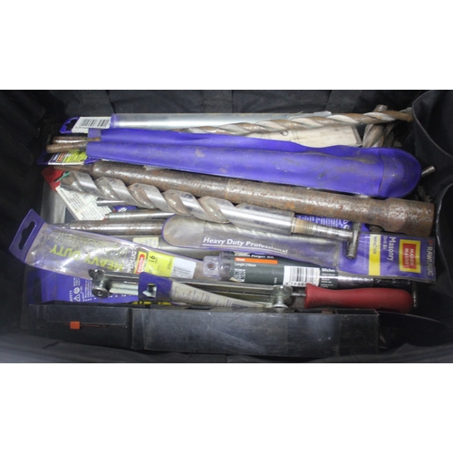260 - DEWALT TOOL BAG CONTAINING VARIOUS DRILL BITS