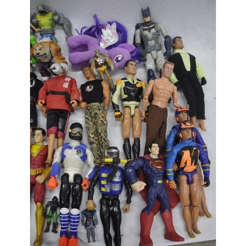 99 - BOX OF ACTION FIGURES