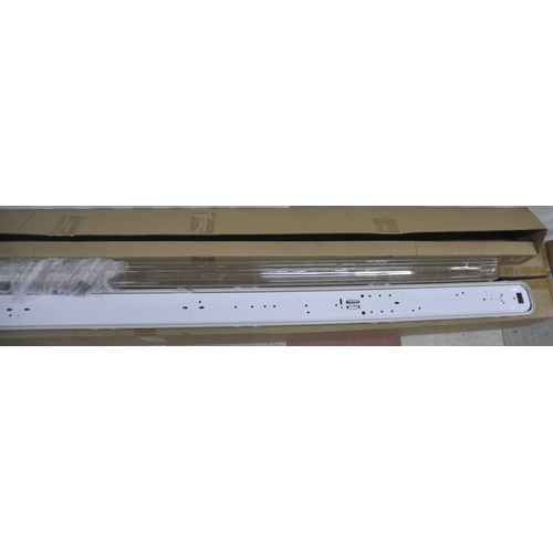 26 - 4 STRIP LIGHTS MODEL BQ-SF18OA-30* 1W - SIZE 1865 x 86 x 90mm  WITH OPTION OF LOT 27