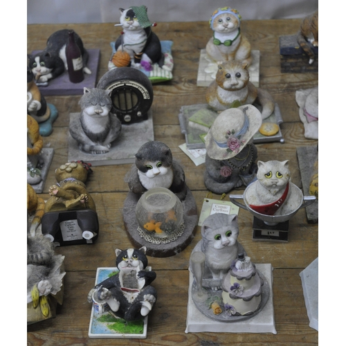 32 - QUANTITY OF COMIC AND CURIOUS CAT FIGURES BY BORDER FINE ARTS