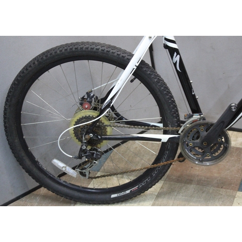 5 - SPECIALISED HARDROCK 24 SPEED MOUNTAIN BIKE WITH DISC BRAKES AND FRONT SUSPENSION