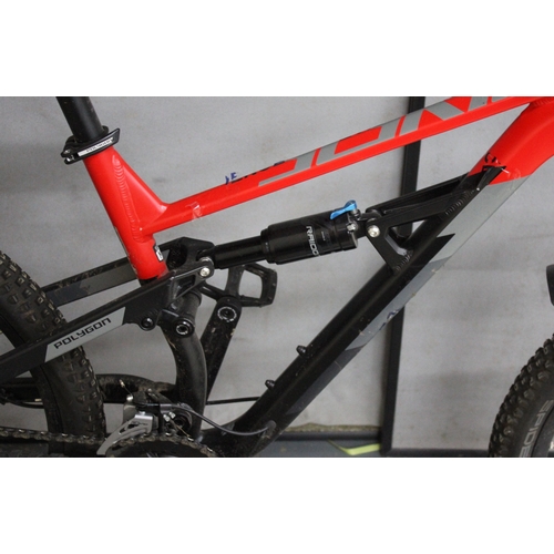 43 - POLYGON SISKIU FIVE 18 SPEED MOUNTAIN BIKE WITH DISC BRAKES FRONT SUSPENSION 17