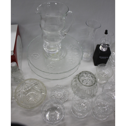 45 - MISCELLANEOUS GLASSWARE