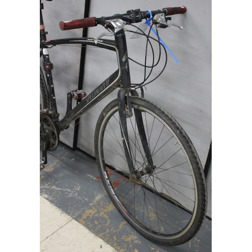 44 - SPECIALIZED SIRRUS 24 SPEED MOUNTAIN BIKE 20