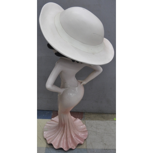 82 - BETTY BOOP FIGURE 38