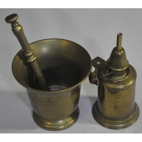 103 - COPPER HUNTING HORN AND VARIOUS BRASSWARE
