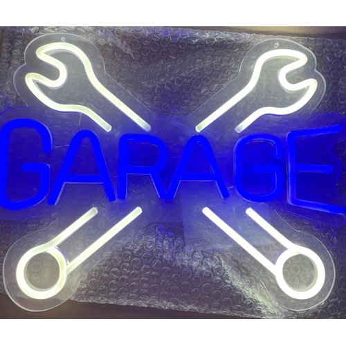 132 - NEON LED SIGN - GARAGE