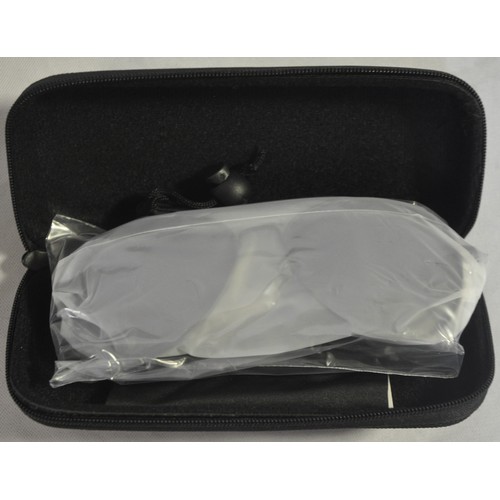 137 - 12 NEW DUDUMA AVIATOR SUNGLASSES IN HARD CASE