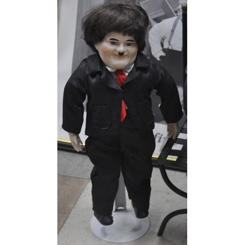 145 - VARIOUS LAUREL AND HARDY ORNAMENTS AND PICTURES