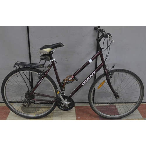 164 - 2 BIKES - GIANT SPORTS SERIES 500 21 SPEED AND DAWES MOJAVE 21 SPEED