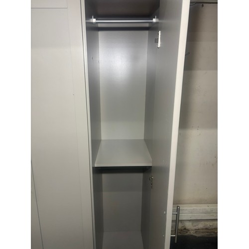 14 - GREY & WOODGRAIN TRIPLE DOOR WARDROBE