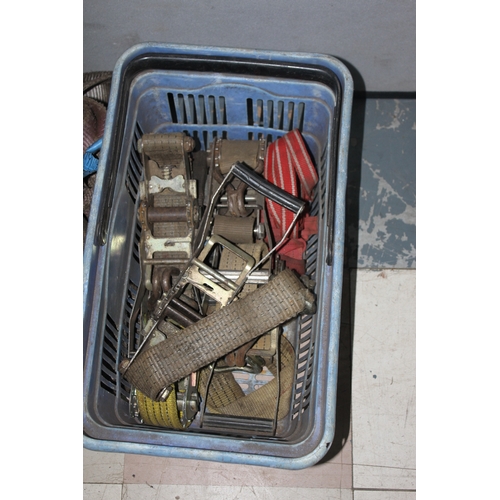 34 - LIFTING BLOCK AND CHAIN, SHACKLES, RATCHETS, STRAPS, BEAM TROLLEY, 110V TOOLS, SEALEY OIL DISPENSER,... 