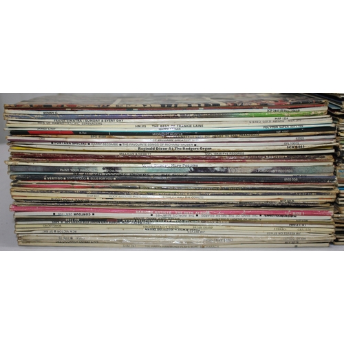 44 - QUANTITY OF VINYL RECORDS