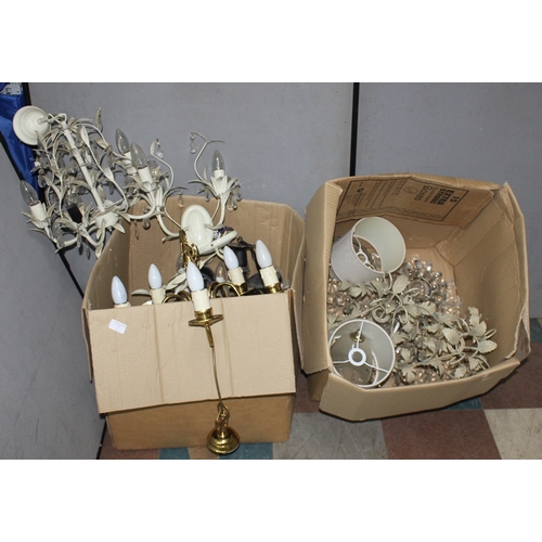 18 - 2 BOXES OF LIGHT FITTINGS