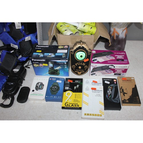 20 - BOX OF NEW STOCK INCLUDING - PHONE GLASS PROTECTORS, LINT ROLLERS, SMART BANDS, TELEPHONES, FOLD UP ... 