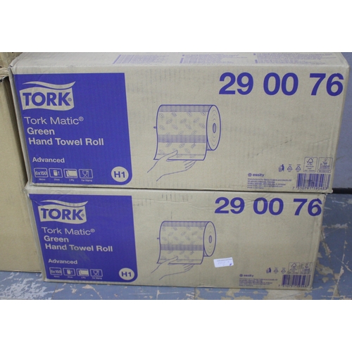 23 - 2 BOXES (6 x 150 PER BOX) TORK GREEN HAND TOWEL ROLL, 24 x 100 KIMBERLEY-CLARK PROFESSIONAL DELICATE... 
