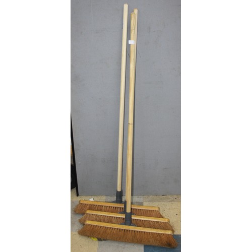 29 - 3 x BUFFALO PLATFORM 24