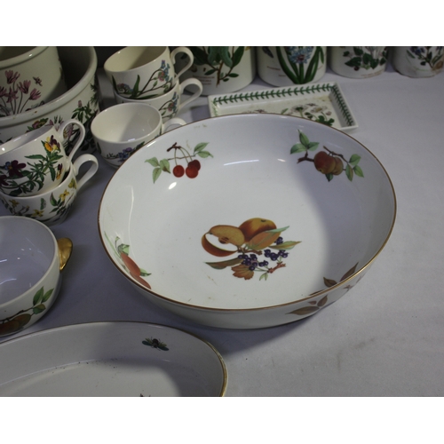 58 - VARIOUS ITEMS OF PORTMEIRION AND ROYAL WORCESTER EVESHAM DINNERWARE