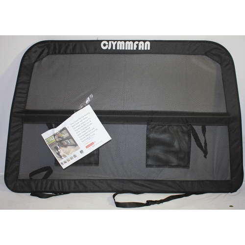 105 - DOG GUARD FOR CAR BOOT.  WITH OPTION OF LOT 106