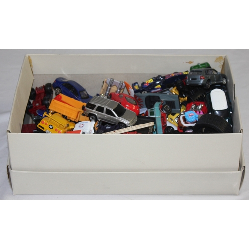 116 - BOX OF MODEL VEHICLES INCLUDING DIE CAST