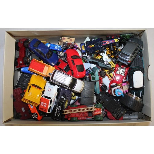 116 - BOX OF MODEL VEHICLES INCLUDING DIE CAST