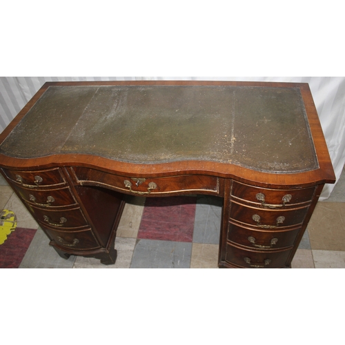 193 - DOUBLE PEDESTAL DESK WITH LEATHER INLAY