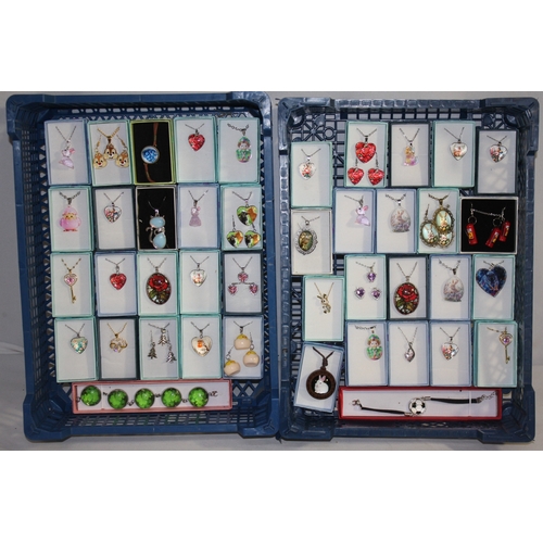 211 - 2 TRAYS OF COSTUME JEWELLERY