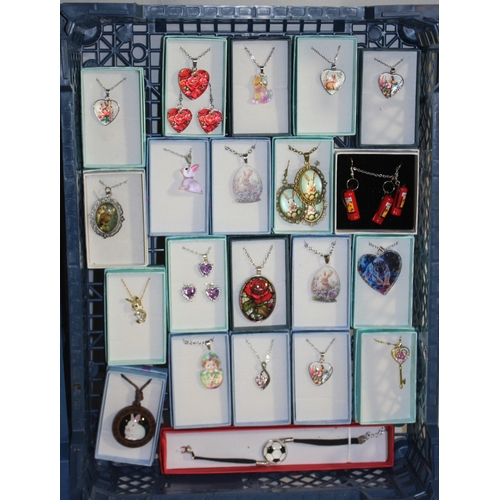 211 - 2 TRAYS OF COSTUME JEWELLERY