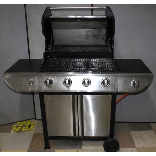 213 - UNIFLAME CLASSIC GAS BBQ
